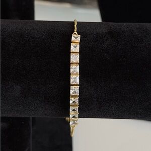 Gold and Cubic Zirconia Stone Bracelet